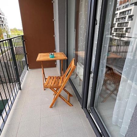 ברטיסלאבה 1 Room Apartment With Terrace, Slnecnice מראה חיצוני תמונה